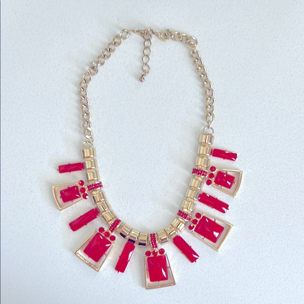 Francesca’s Elegant Gold and Red Statement Necklace